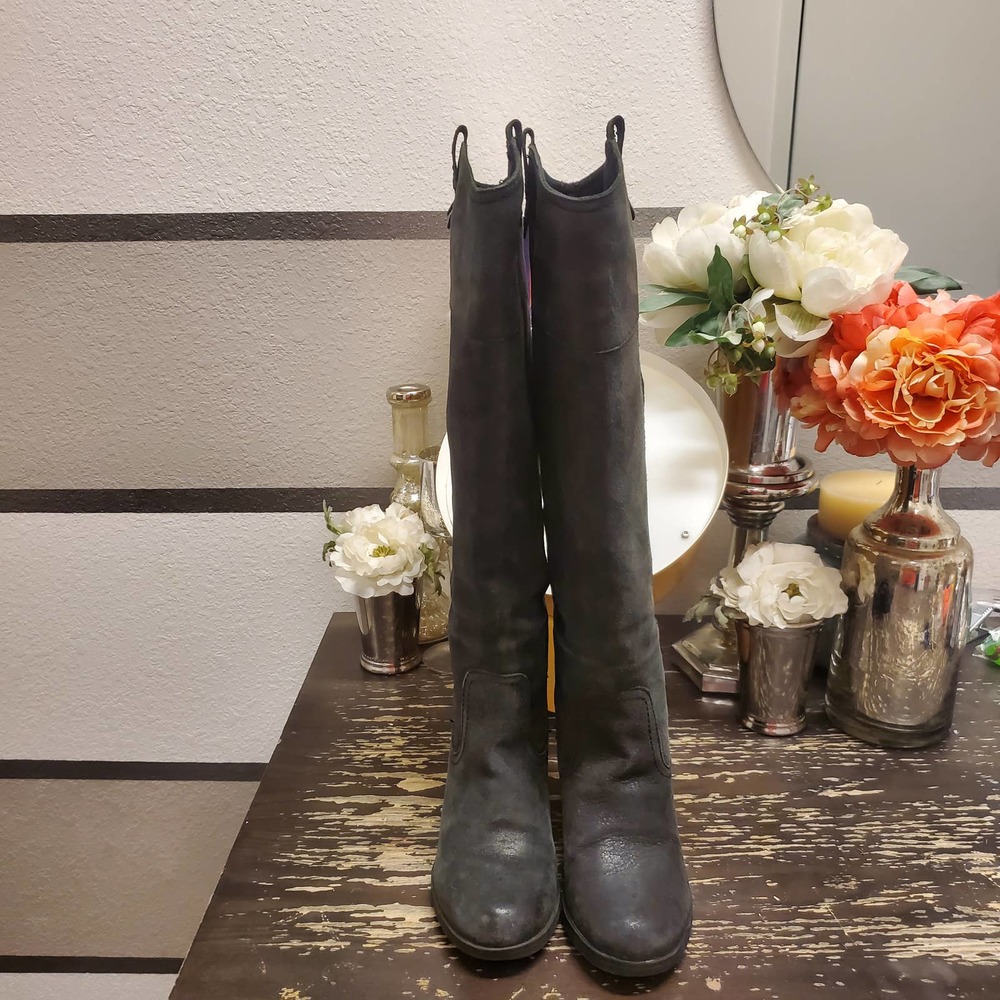 Report Black Distressed Crystal Boots Sz 5.5